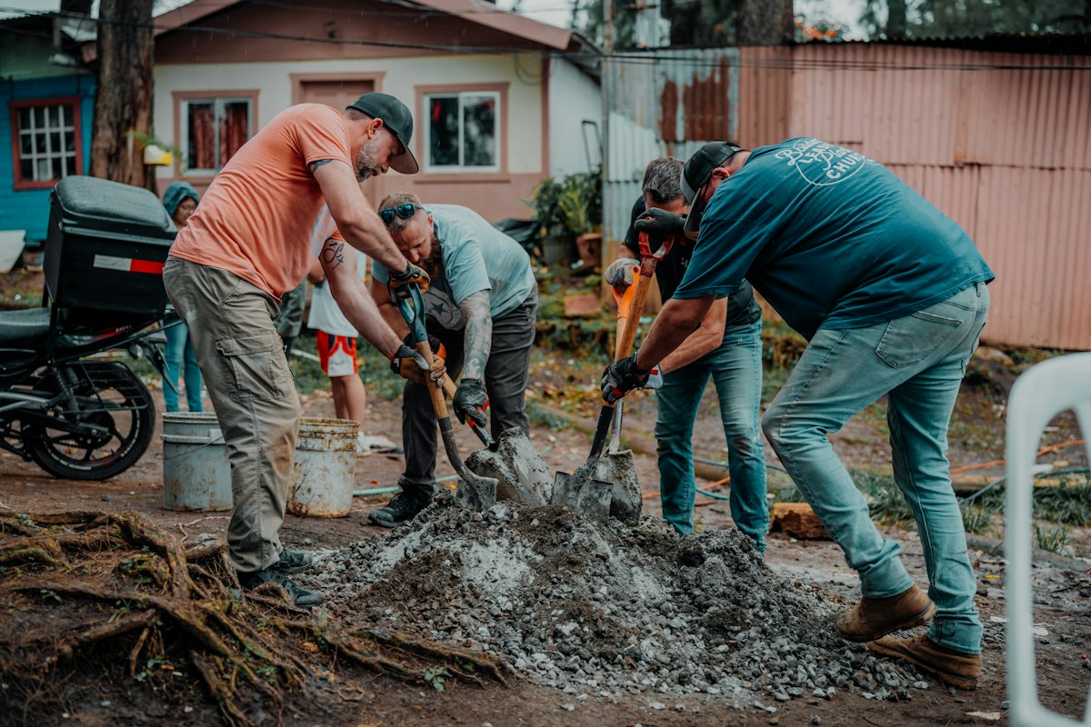Équipe Dallas Drainage sur un chantier de terrassement